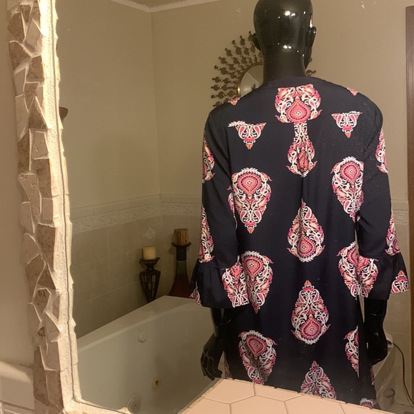 Crown & ivy Tunic - Picture 4 of 8